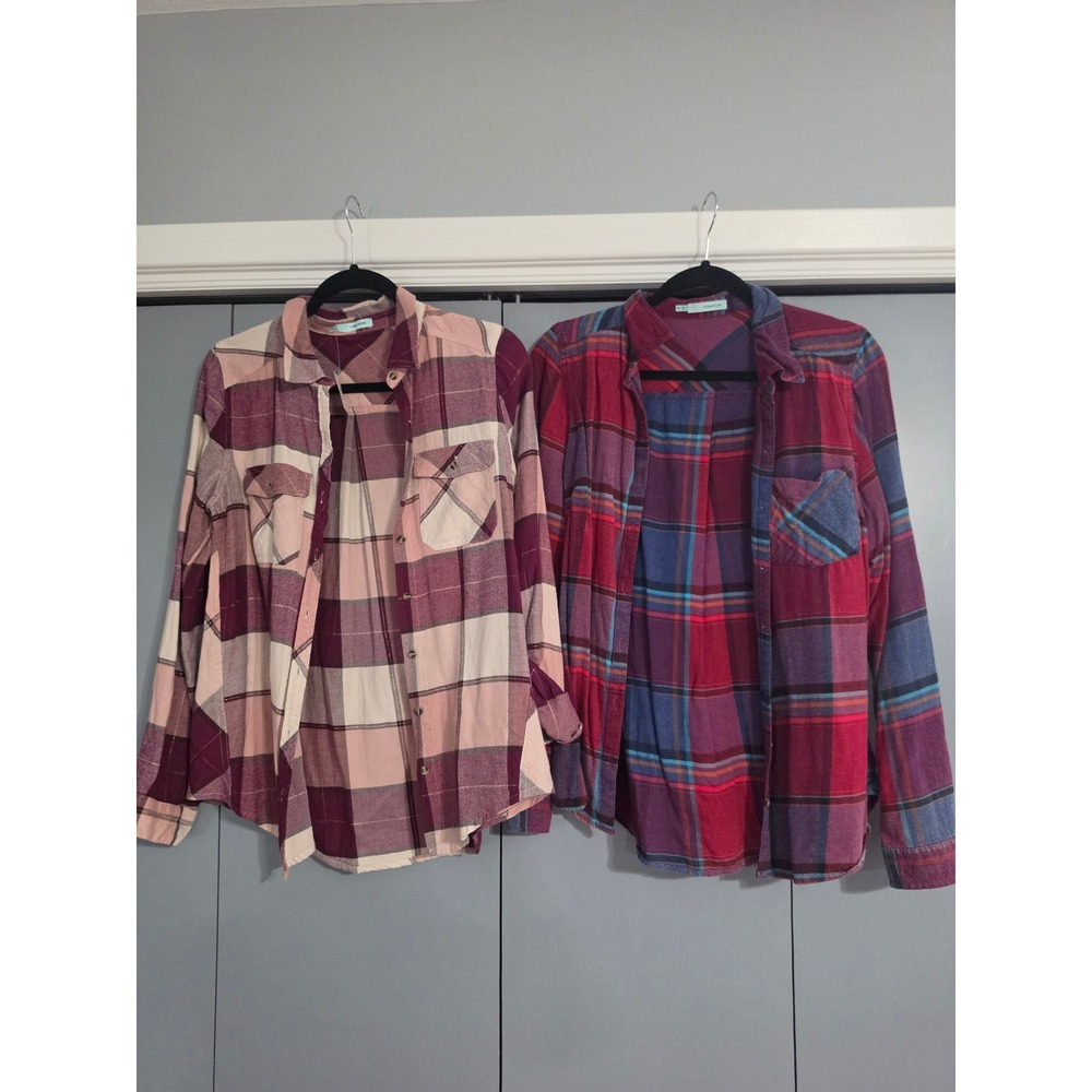 Maurices Flannel Shirt Bundle Women Medium Pink Maroon NWT & Red Plaid Lot of 2